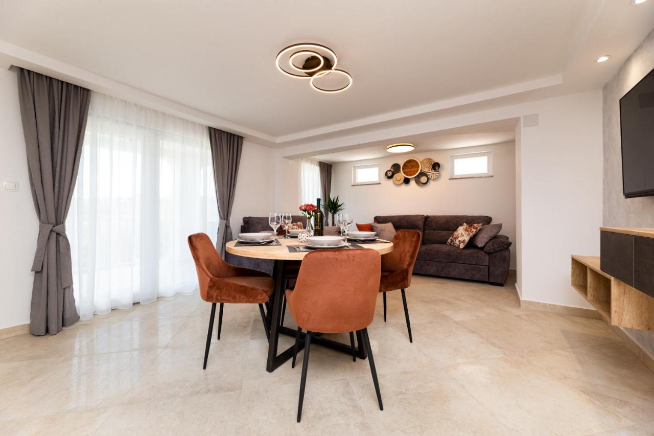 Apartment Miko Sveti Ivan Dobrinjski Εξωτερικό φωτογραφία