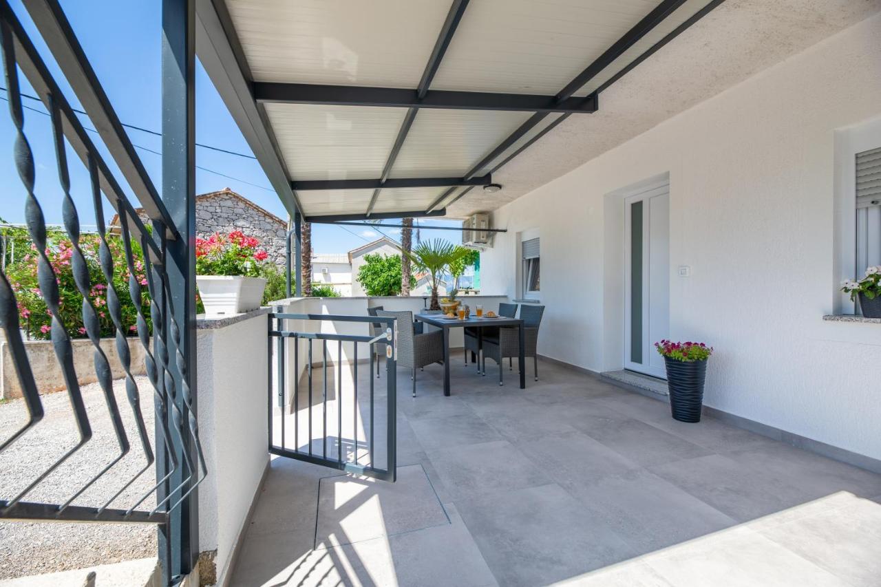 Apartment Miko Sveti Ivan Dobrinjski Εξωτερικό φωτογραφία