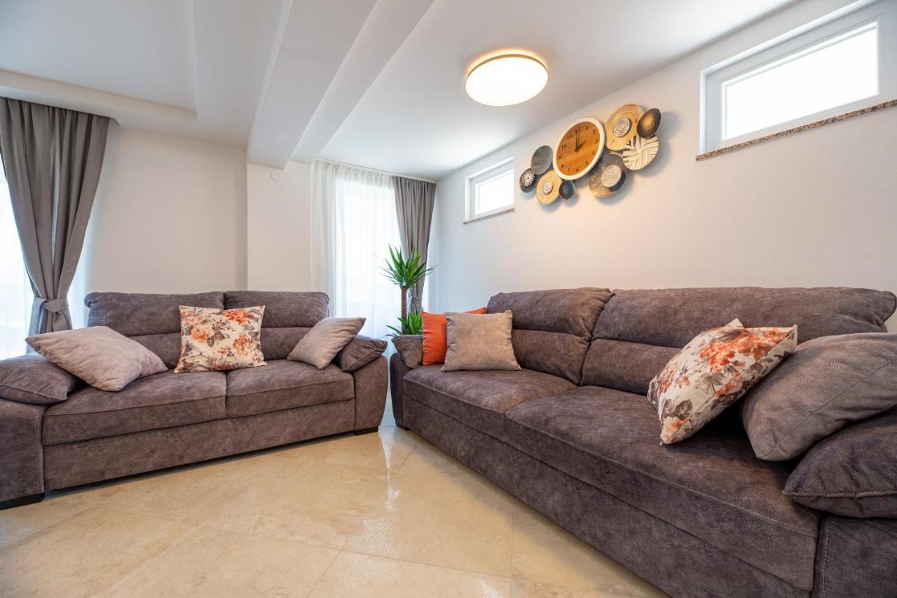 Apartment Miko Sveti Ivan Dobrinjski Εξωτερικό φωτογραφία