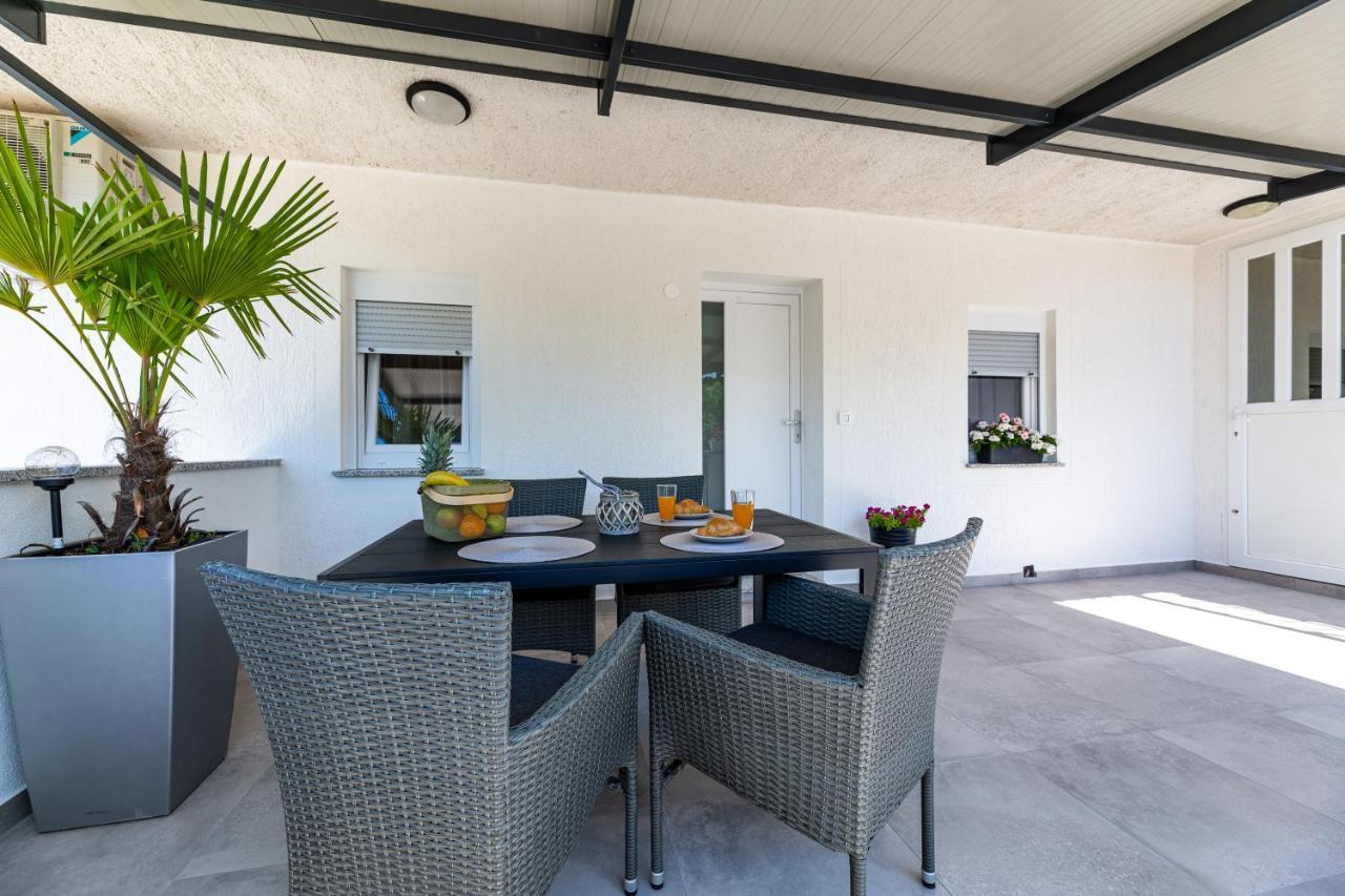 Apartment Miko Sveti Ivan Dobrinjski Εξωτερικό φωτογραφία